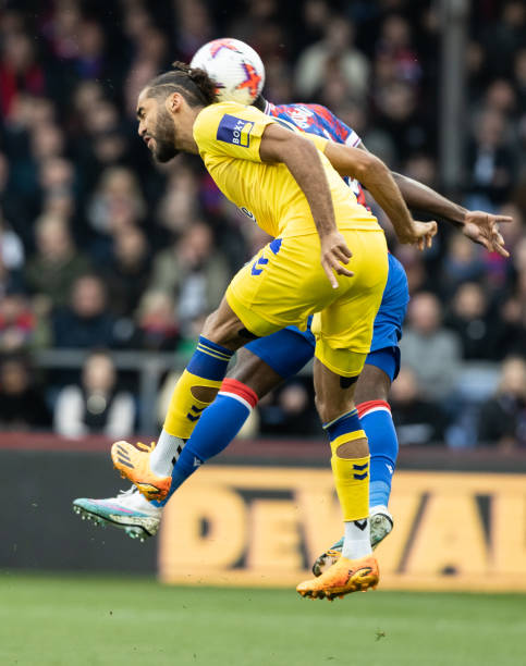 以羽毛球女 以羽毛球女