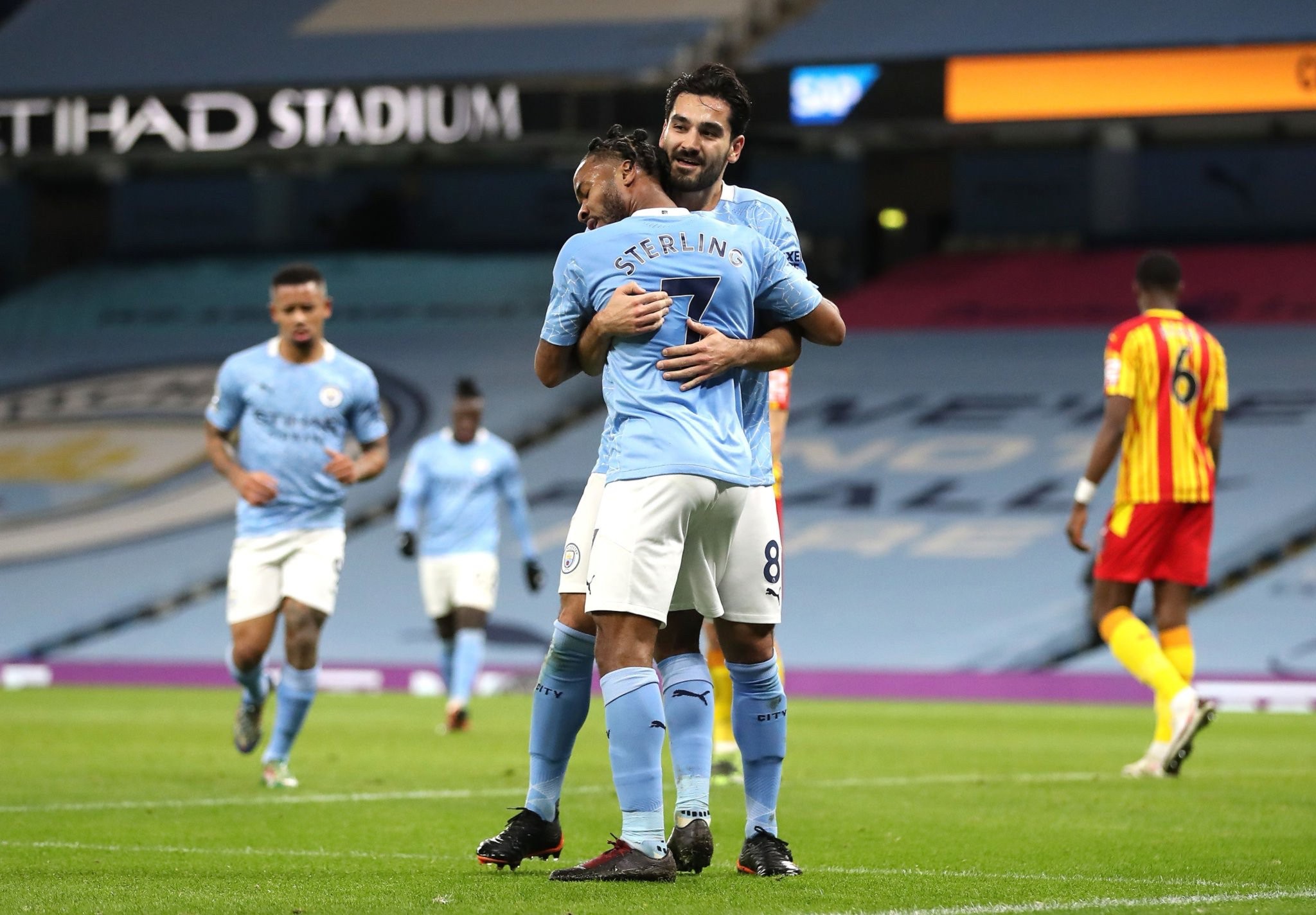 通过这样的 通过这样的